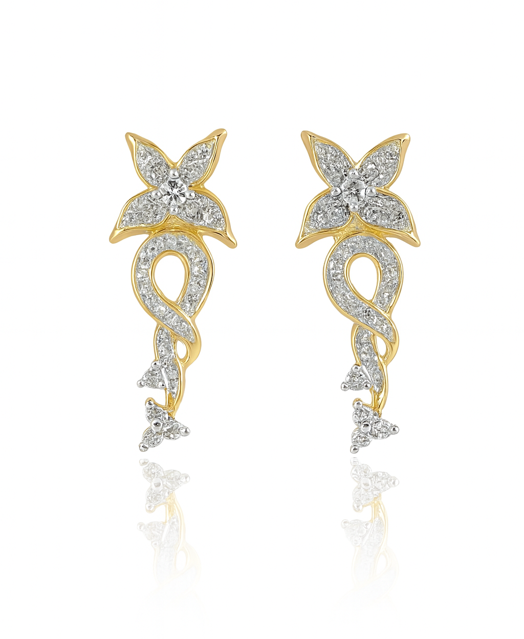 Beautiful 18 Kt Gold  Natural Diamond Earing